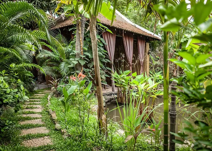 Resort Authentic Khmer Village 5*