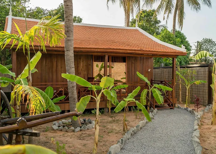 Authentic Khmer Village 5*